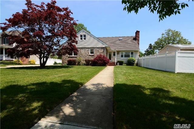 2525 Central Ave - Photo 3 of 20