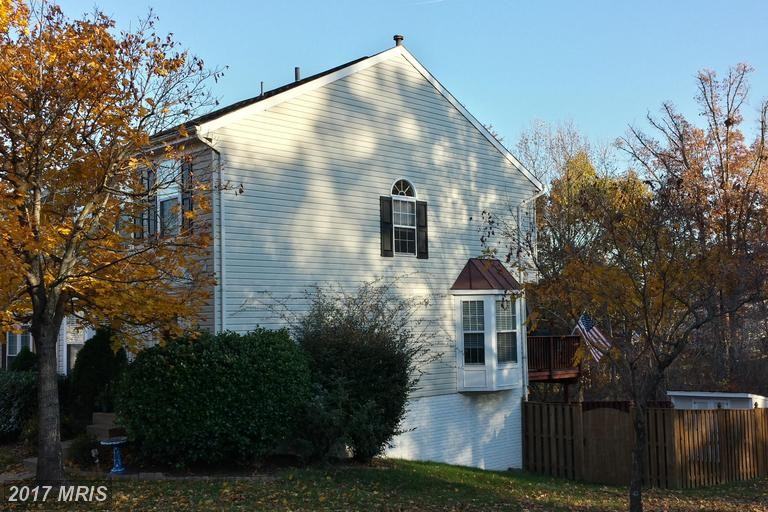 21098 Cornerpost Square - Photo 2 of 14