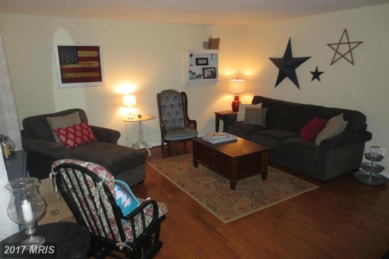 21098 Cornerpost Square - Photo 3 of 14