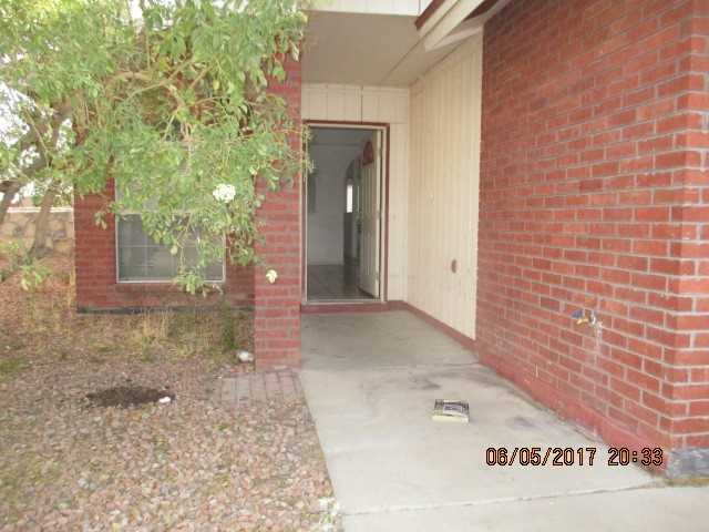 3326 Elias Pl - Photo 2 of 14