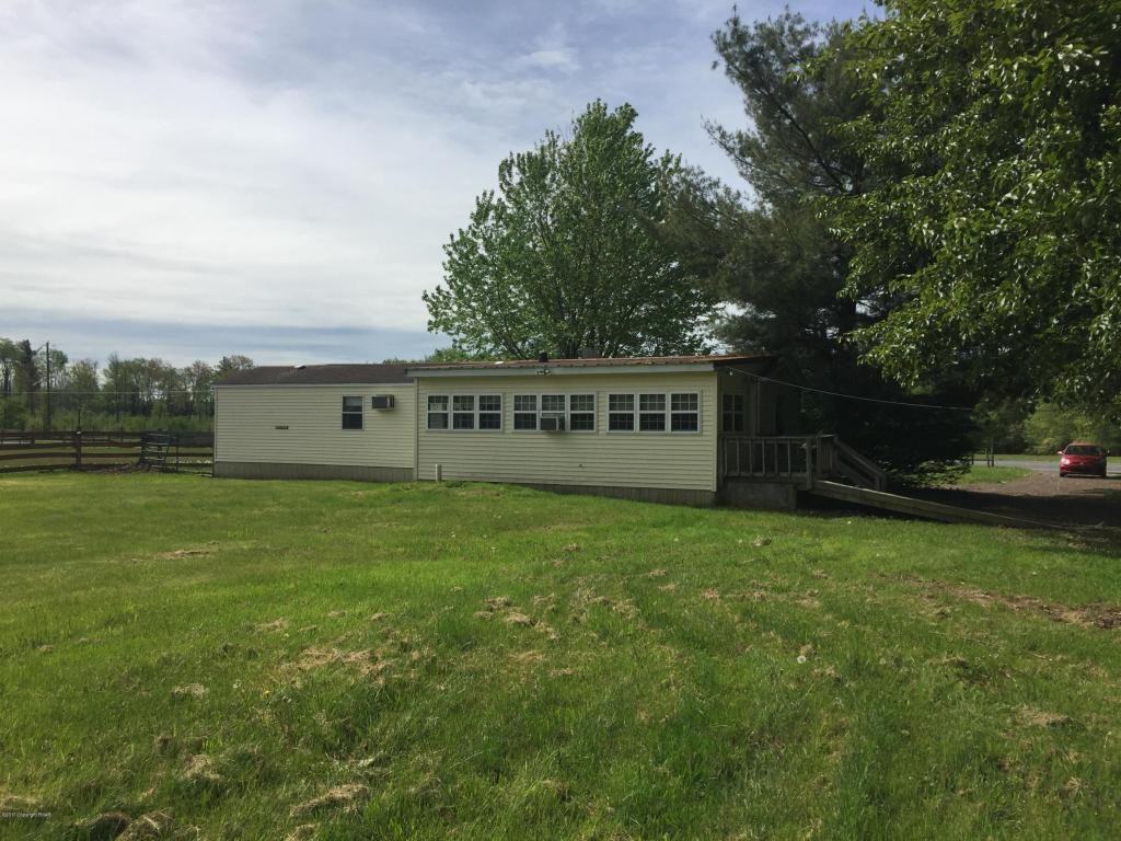 1631 Long Pond Rd - Photo 3 of 11