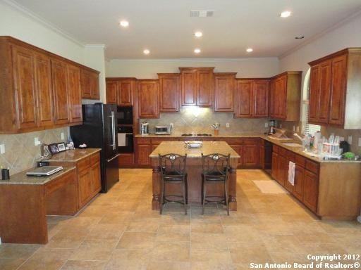 2031 Milan - Photo 2 of 9