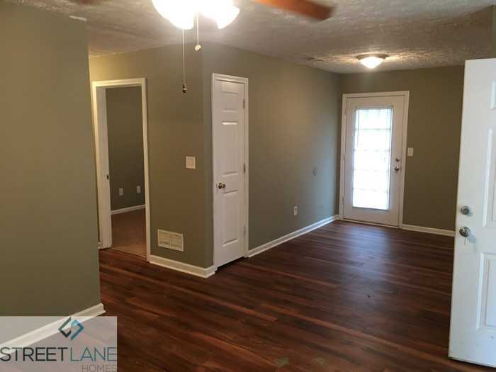 8161 Collier St SW - Photo 2 of 15