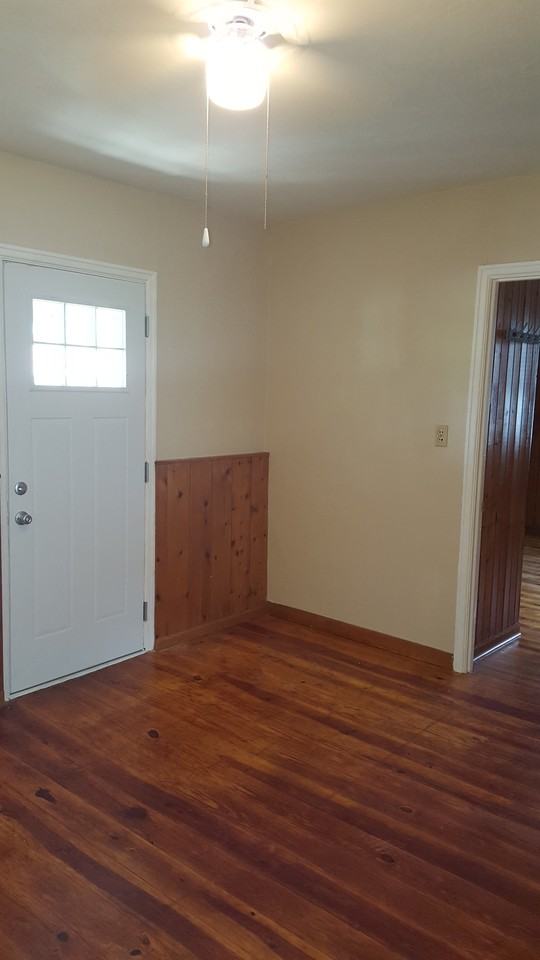 115 Deshler Ave - Photo 2 of 5