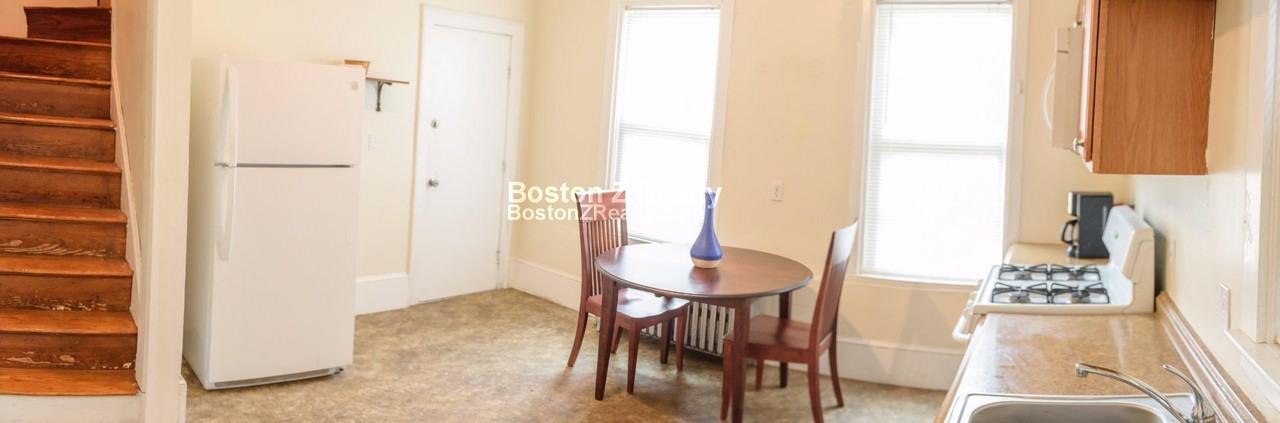 37 Springvale Ave #1R - Photo 2 of 13