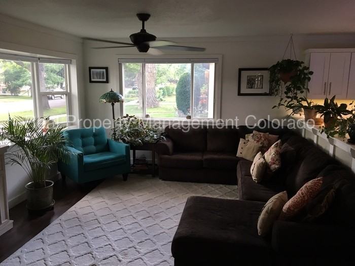 1134 E Madison St - Photo 2 of 8