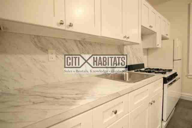 Broadway & Hillside Ave #2P