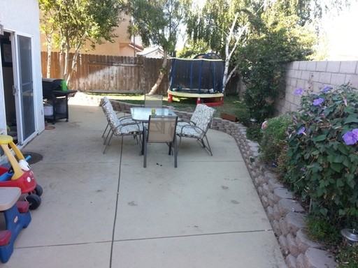 2414 Ellen Ln - Photo 2 of 7