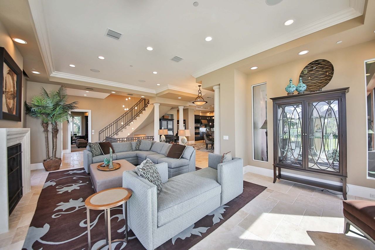 114 Anguilla Ln - Photo 2 of 25