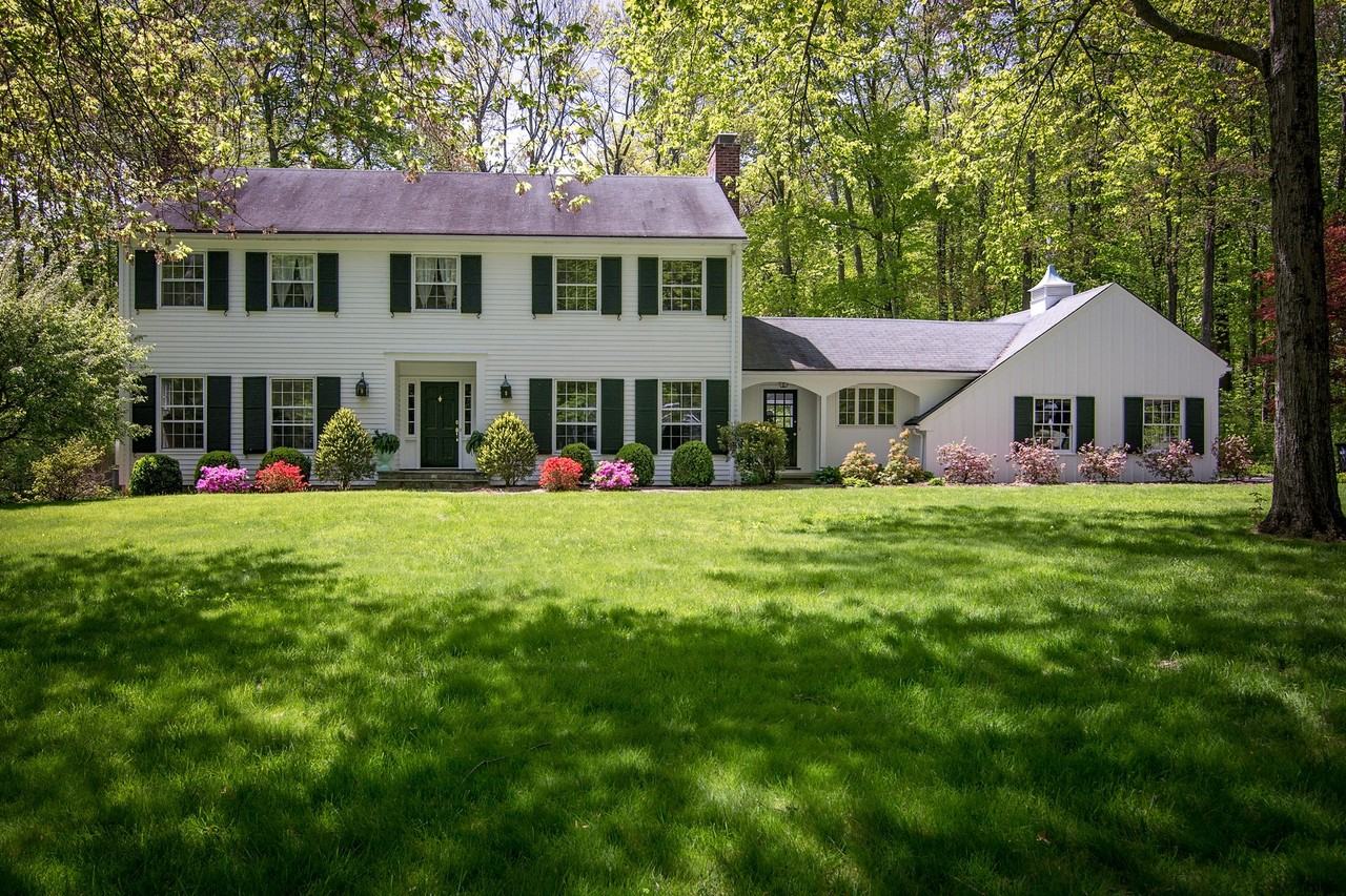 10 Pilgrim Rd #A - Photo 2 of 25
