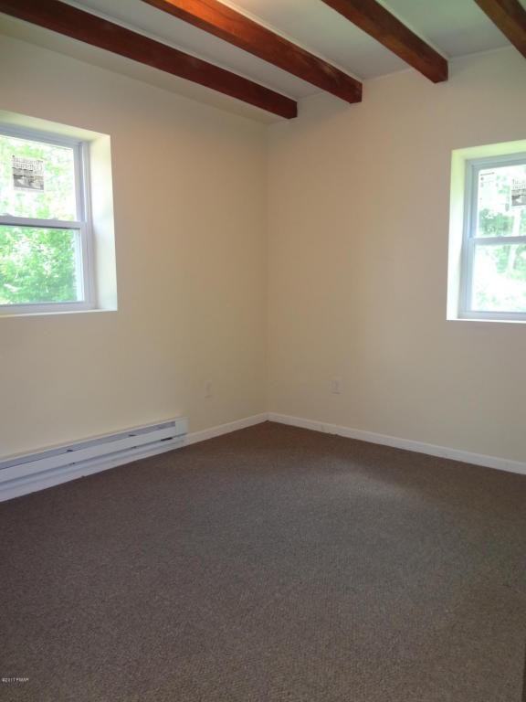 154 Hemlock Grove Rd - Photo 3 of 9