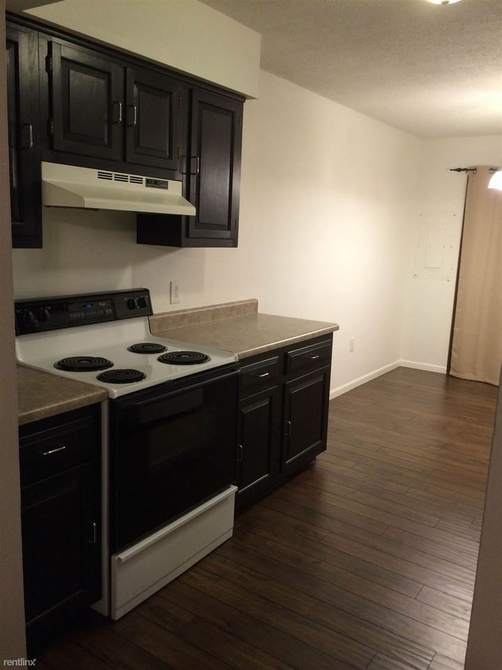 129 Maple Grove Way - Photo 2 of 10