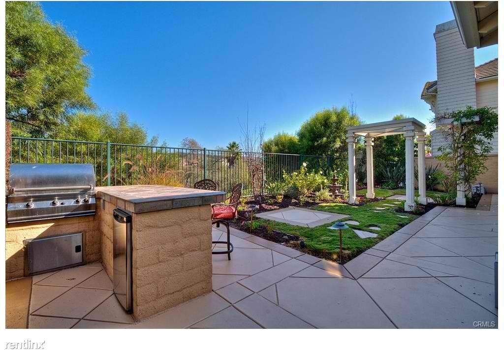 32 Vela Ct - Photo 3 of 23