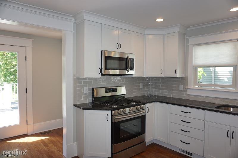 404 Green St - Photo 2 of 20