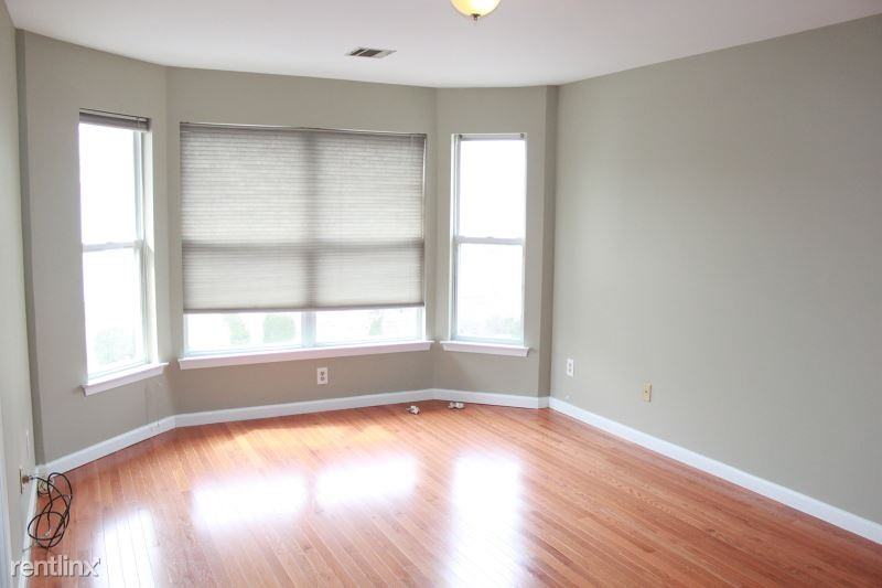 12 Claire Ct - Photo 2 of 12