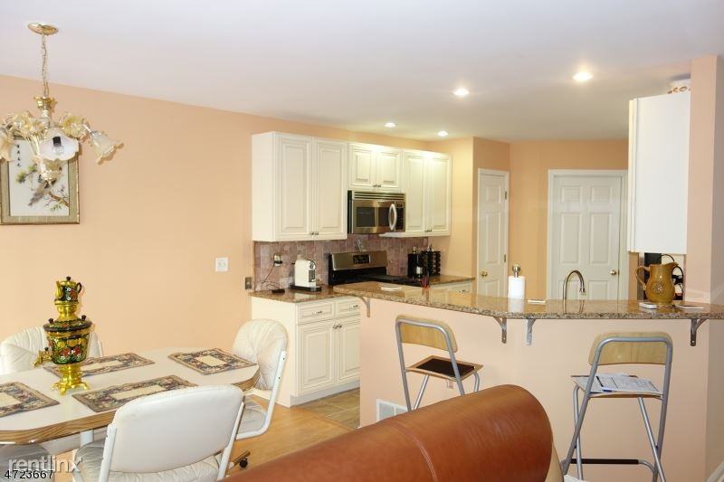 35 Woodmont Dr - Photo 2 of 20