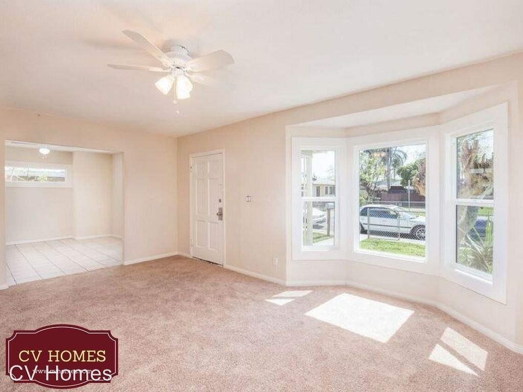 564 W Virginia St - Photo 3 of 15