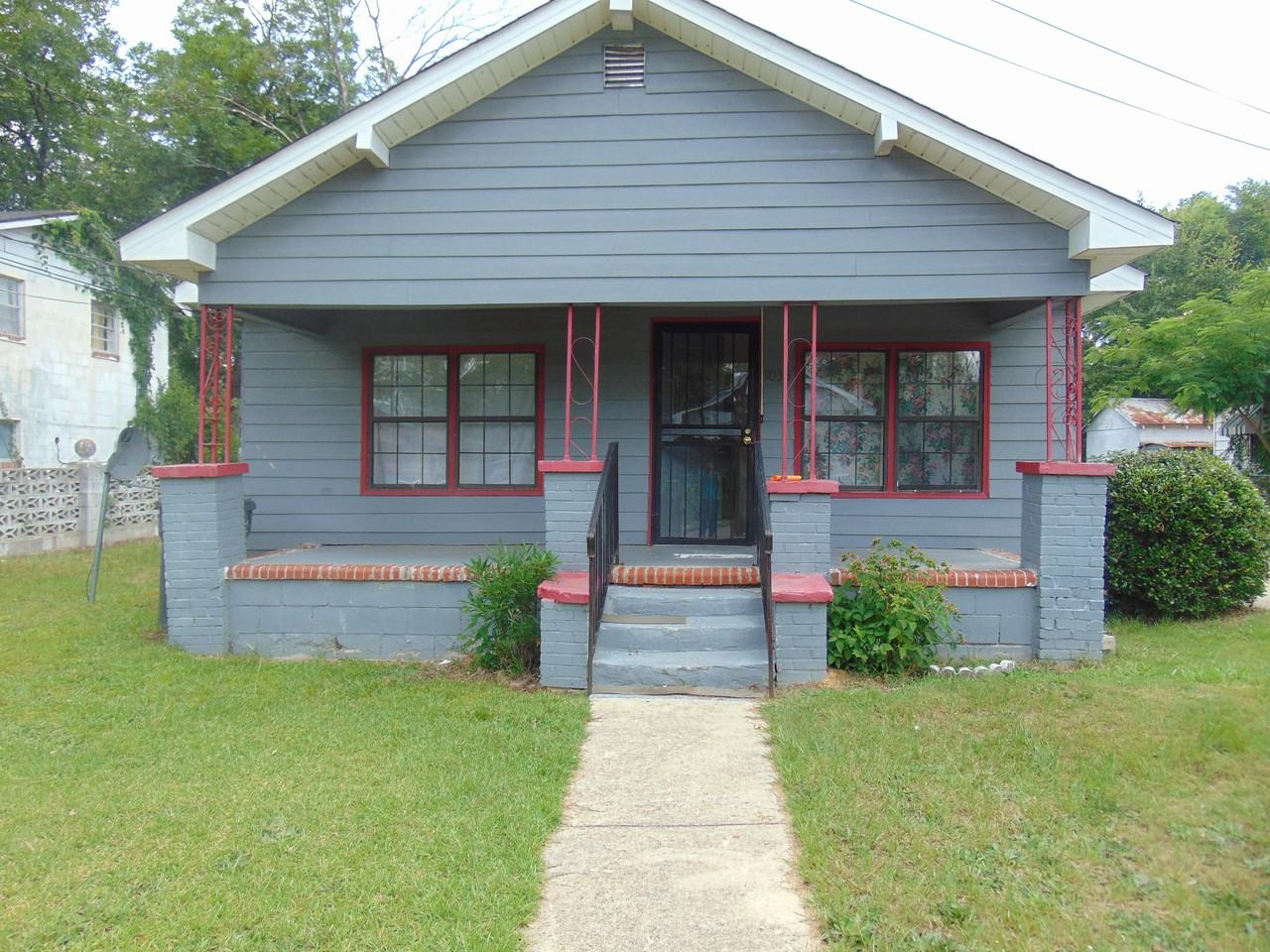 1033 9th Ave - Photo 2 of 31