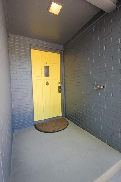 1215 W Magnolia St - Photo 2 of 13