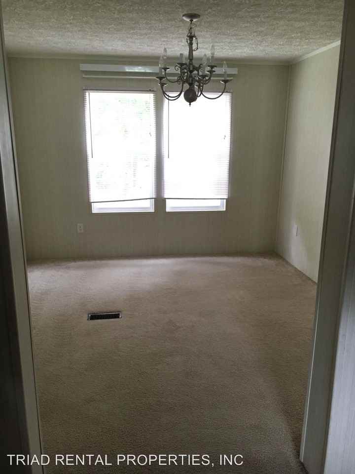 1423 State Rd 2500 - Photo 2 of 16