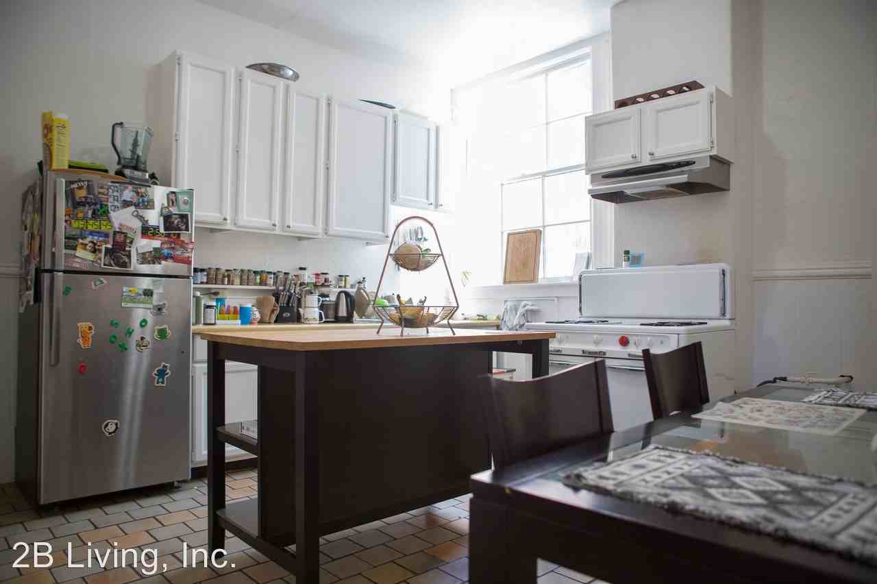 225 Arkansas Street - Photo 2 of 13