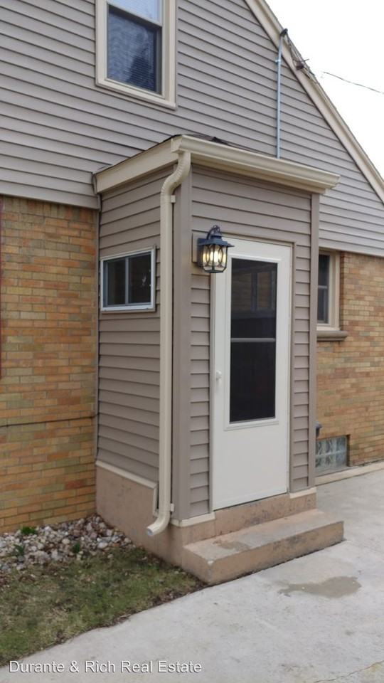 1622 Minnesota Ave - Photo 2 of 25