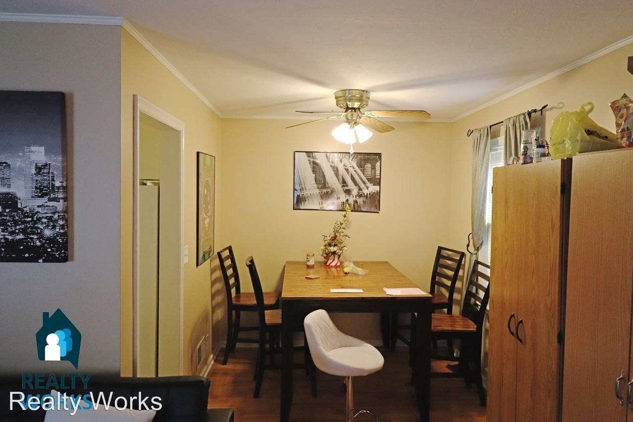 3315 Dudley St - Photo 3 of 8