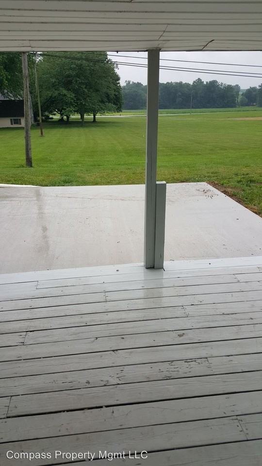 902 Mt Zion Rd - Photo 3 of 16