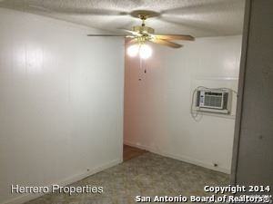 124 E. Ashby Place 1 to 8 - Photo 2 of 5