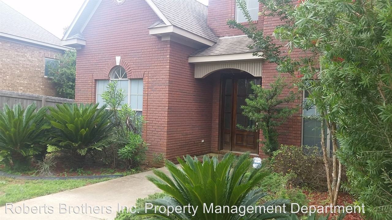 9815 Traveller Way - Photo 3 of 46