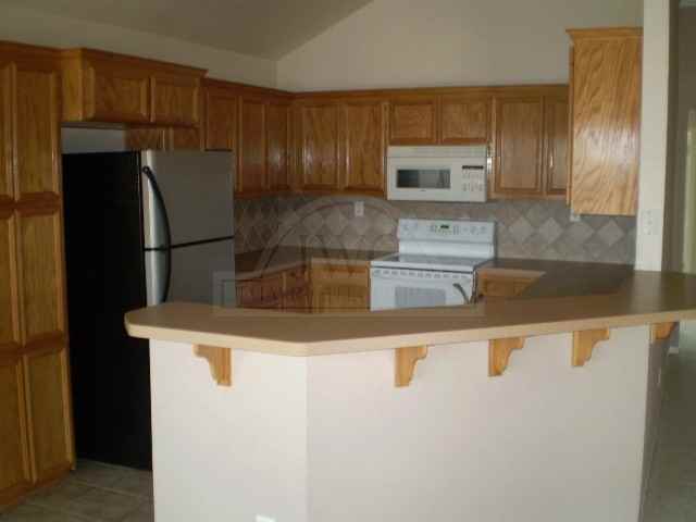 2803 Jasmine Ln - Photo 3 of 12