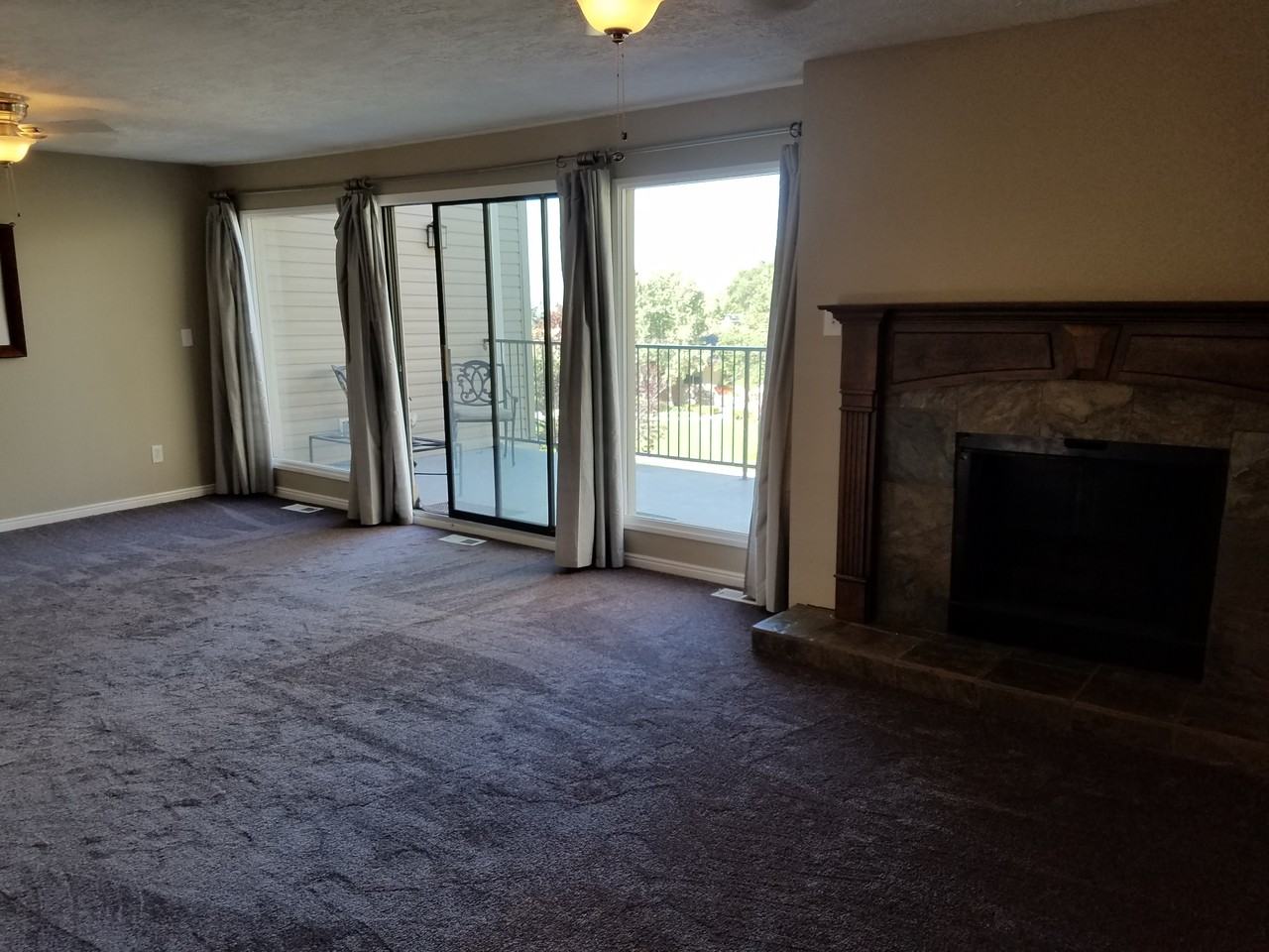 1745 Wasatch Dr E - Photo 3 of 31