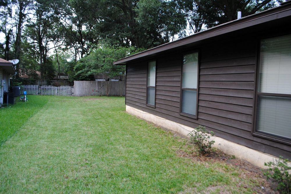 7419 Colony Cove Ln - Photo 2 of 14
