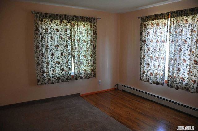 139 Morton Blvd - Photo 2 of 15