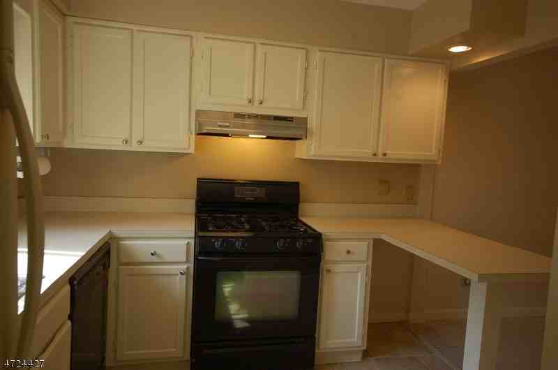 34 Indian Spring Ln - Photo 2 of 18