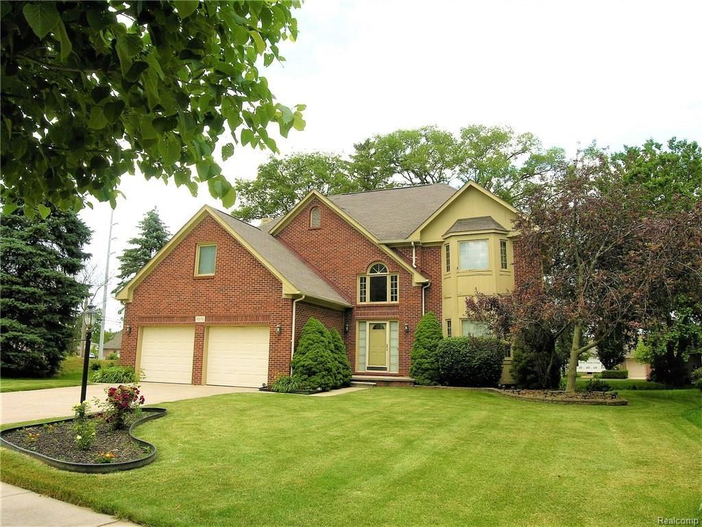 4978 Somerton Dr - Photo 2 of 20