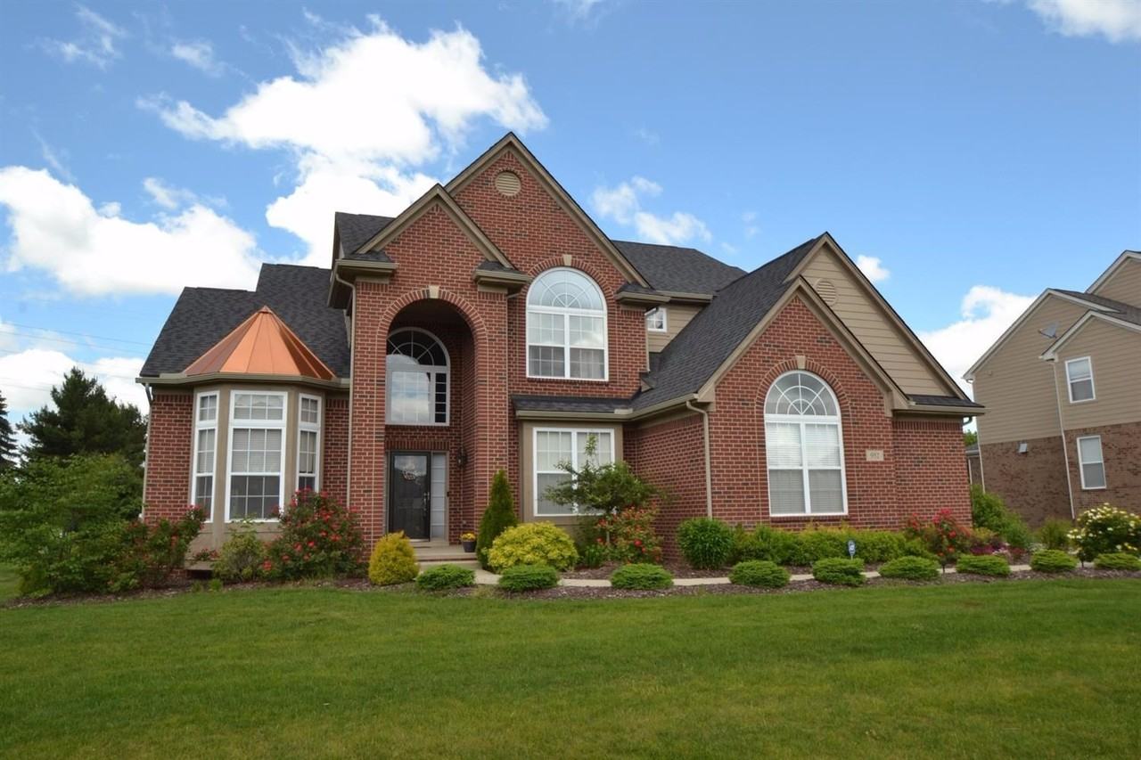 952 Gallery Ln - Photo 2 of 50