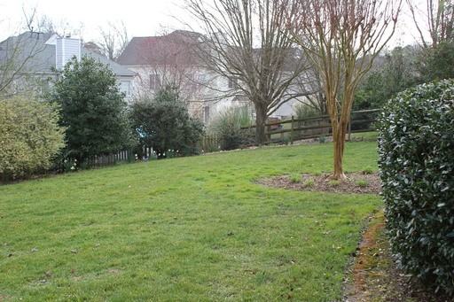 6710 Marcella Dr - Photo 2 of 7