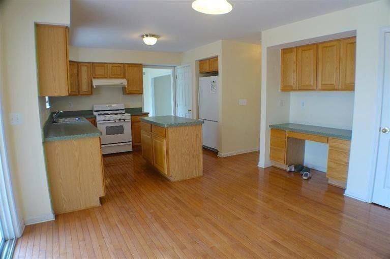 5979 Cedar Ridge Dr - Photo 3 of 15