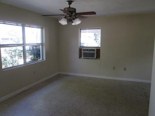 227 Jackson St - Photo 2 of 7