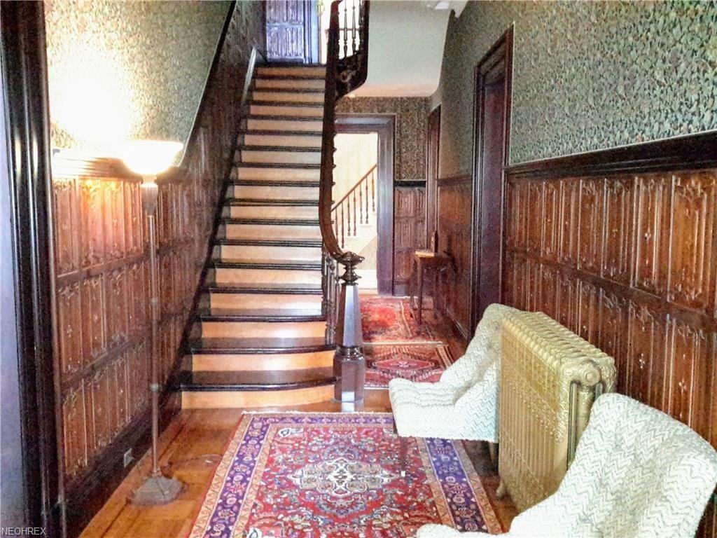 330 S Rocky River Dr - Photo 2 of 19