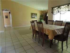 740 SW 99th Terrace - Photo 3 of 16