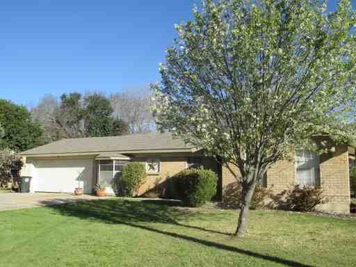 905 Parkway St - Photo 3 of 20