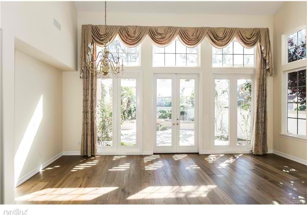 24 Renata - Photo 3 of 15