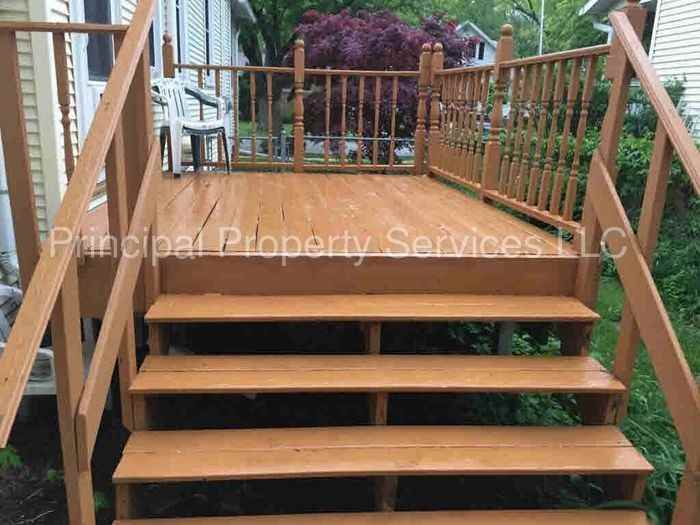 1227 Lawe St - Photo 3 of 20