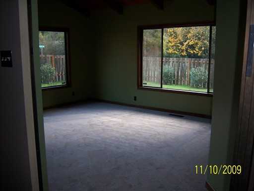 11141 SW 16th Dr - Photo 3 of 17