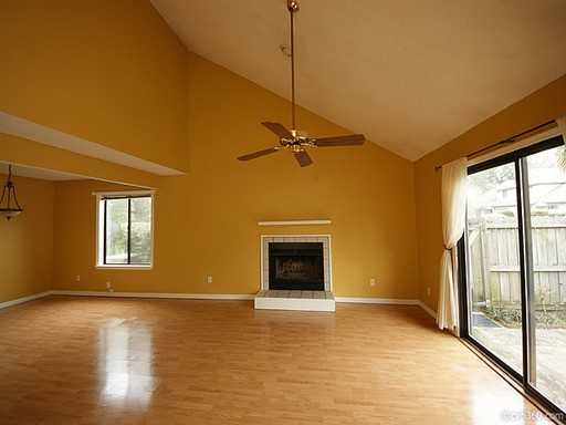 26 Maplecrest Dr - Photo 2 of 17