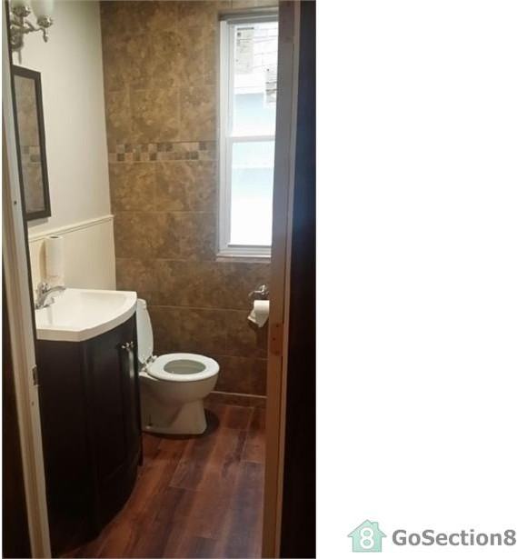 4829 Penrose St - Photo 2 of 11