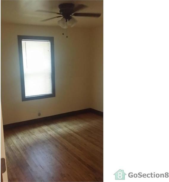 4829 Penrose St - Photo 3 of 11