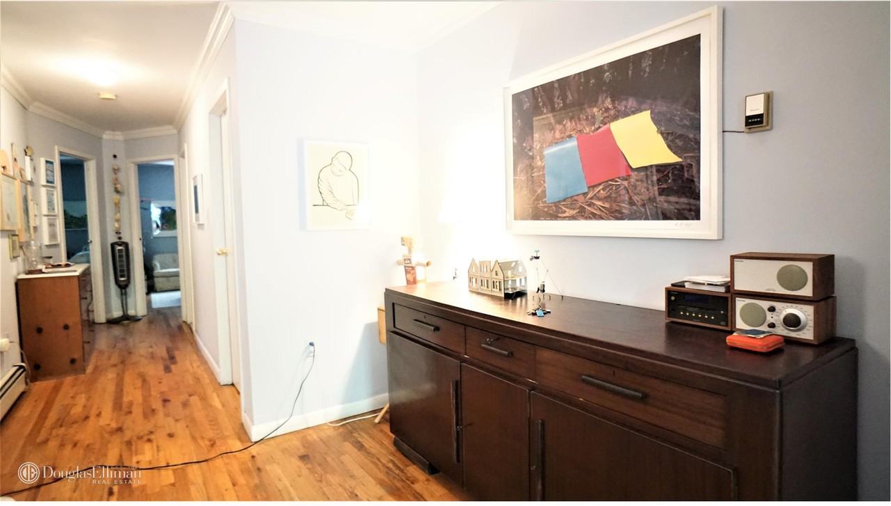 112 S Elliott Pl #1 - Photo 3 of 10